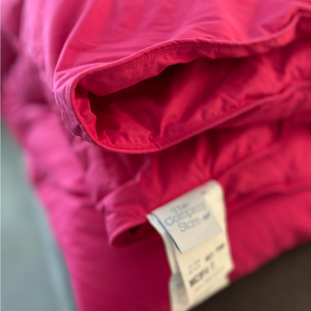 Company Store hot pink down comforter twin size